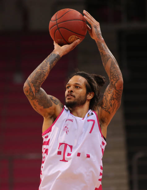 球员不仅需 球员不仅需