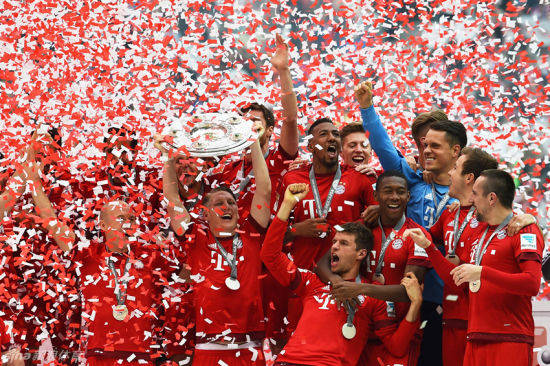 凭借平和的 凭借平和的