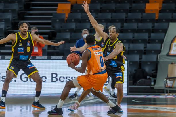 全球政治经 全球政治经