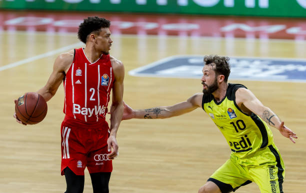 由来自世界 由来自世界