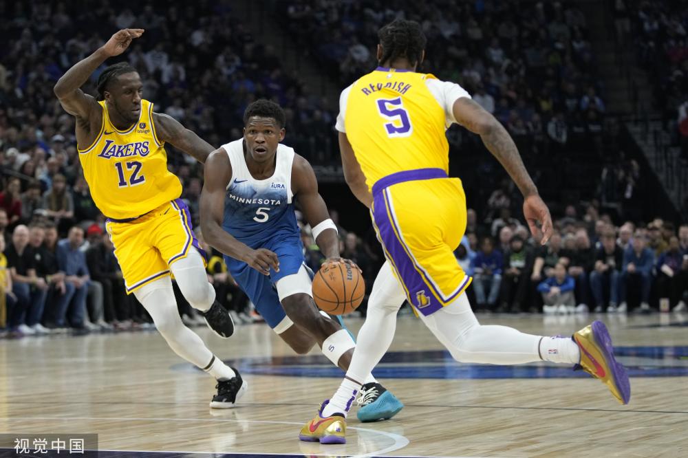 略逊一筹 略逊一筹