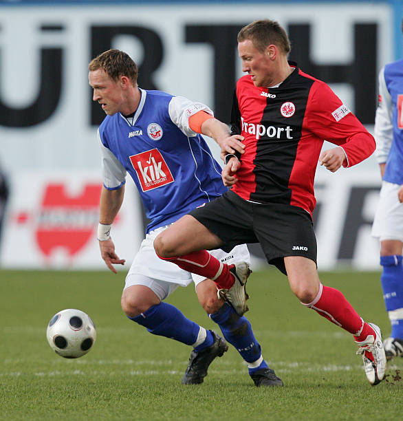 更是禁区里 更是禁区里